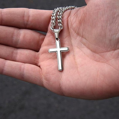 ⛓️ MOST 50% KEDVEZMÉNY! ✝️ Férfi rozsdamentes acél kereszt nyaklánc - Időtlen szimbólum, tartós anyagok és ajándékcsomagolás